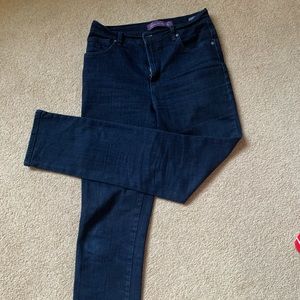 Gloria Vanderbilt Amanda jeans